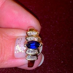 10kt yellow gold 1ct Diamond and 1ct sapphire ring